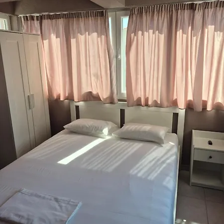 Giotis Apartment